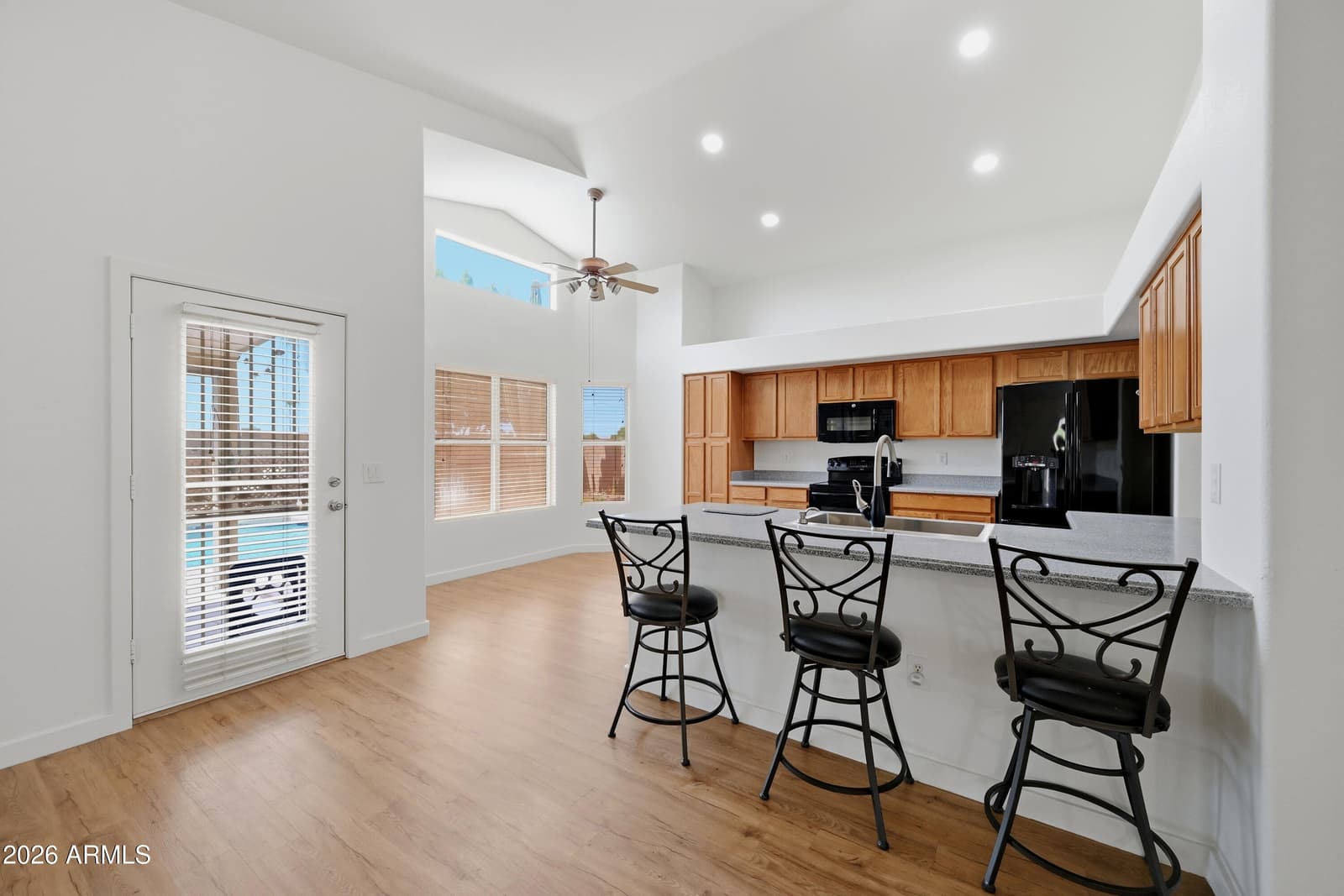 10145 W Potter Drive, Peoria, AZ 85382 — photo 8 of 31