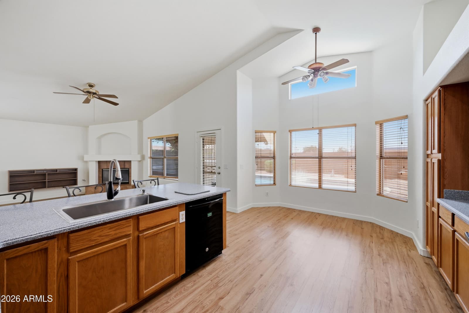 10145 W Potter Drive, Peoria, AZ 85382 — photo 11 of 31
