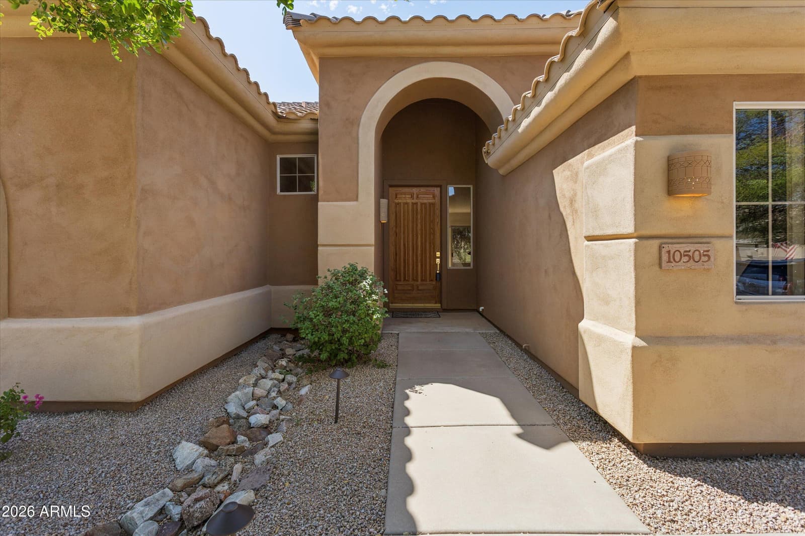 10505 E Meadowhill Drive, Scottsdale, AZ 85255 — photo 2 of 41
