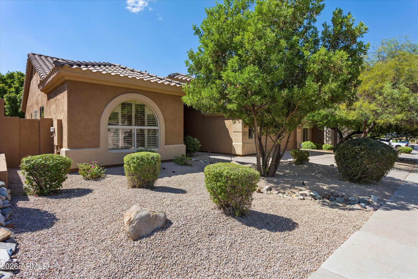 10505 E Meadowhill Drive, Scottsdale, AZ 85255 — photo 3 of 41