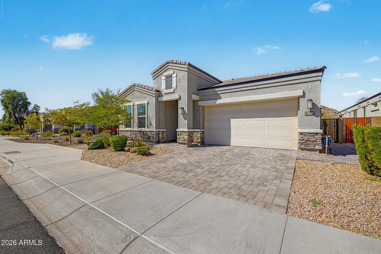 24220 N 21st Place, Phoenix, AZ 85024 — photo 5 of 59