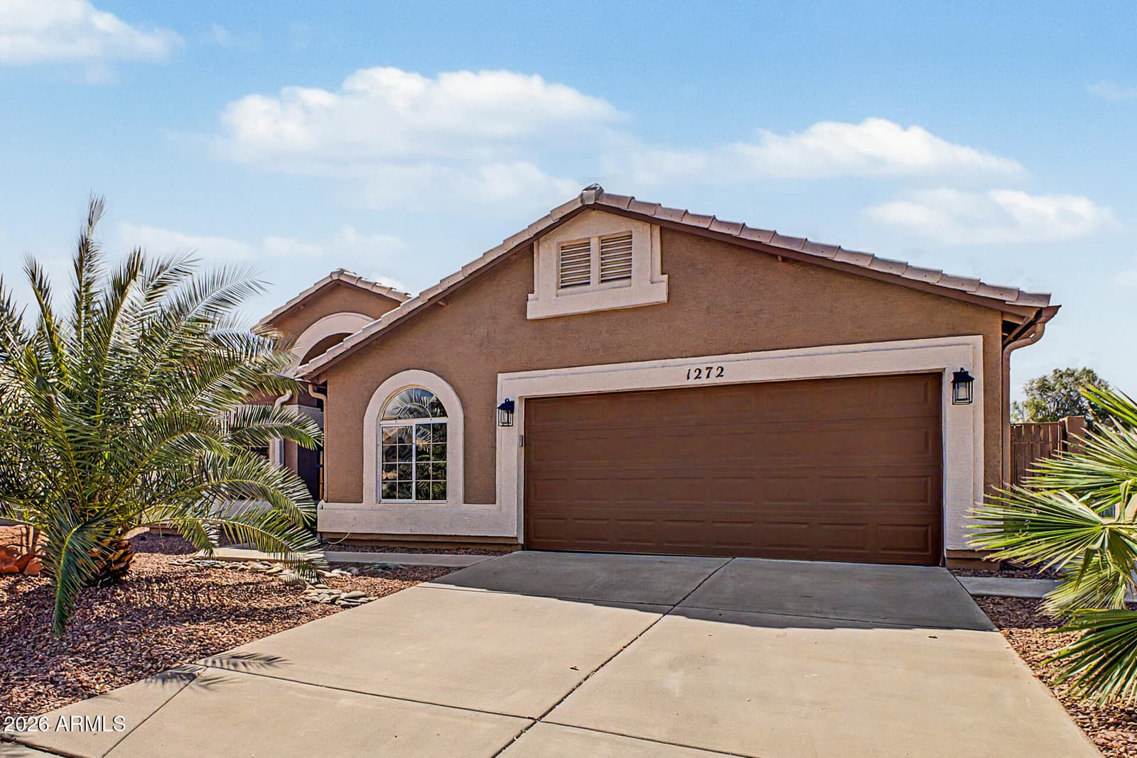 1272 N Jackson Street, Gilbert, AZ 85233 — photo 4 of 42