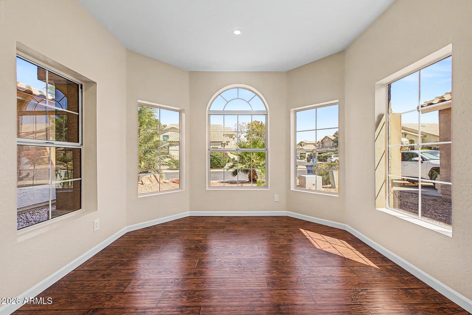 1272 N Jackson Street, Gilbert, AZ 85233 — photo 6 of 42