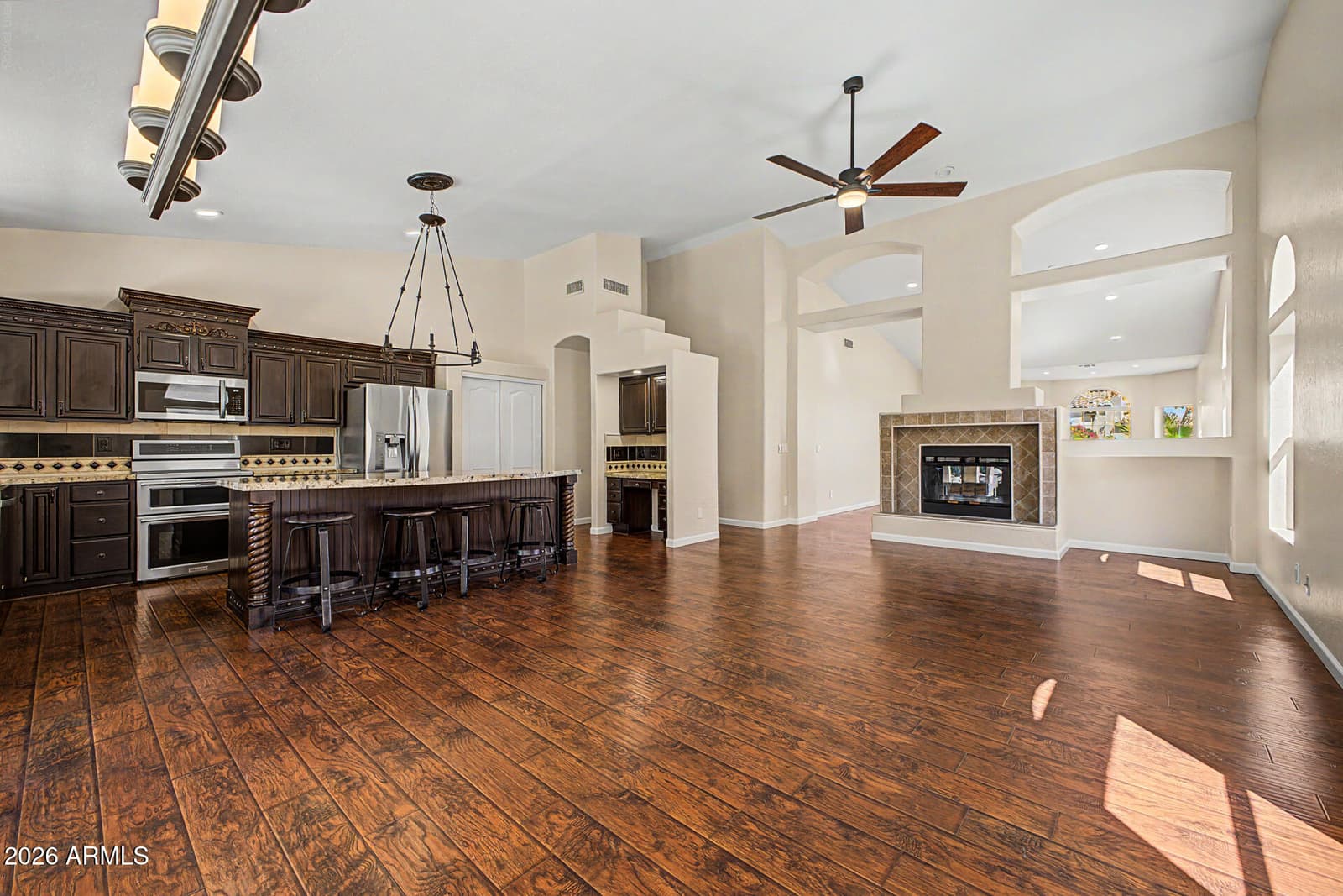 1272 N Jackson Street, Gilbert, AZ 85233 — photo 10 of 42