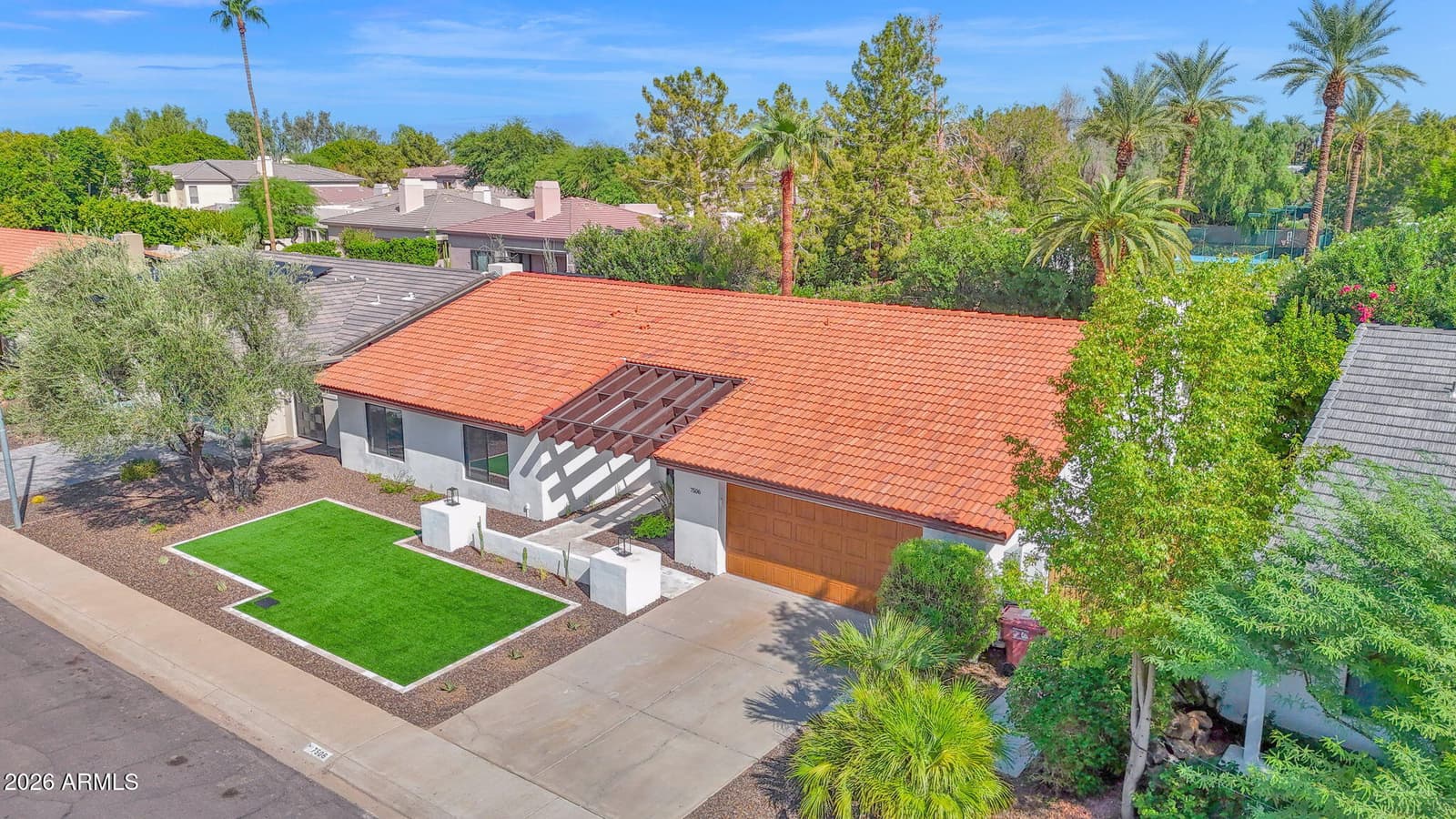 7506 E Woodsage Lane, Scottsdale, AZ 85258 — photo 5 of 51