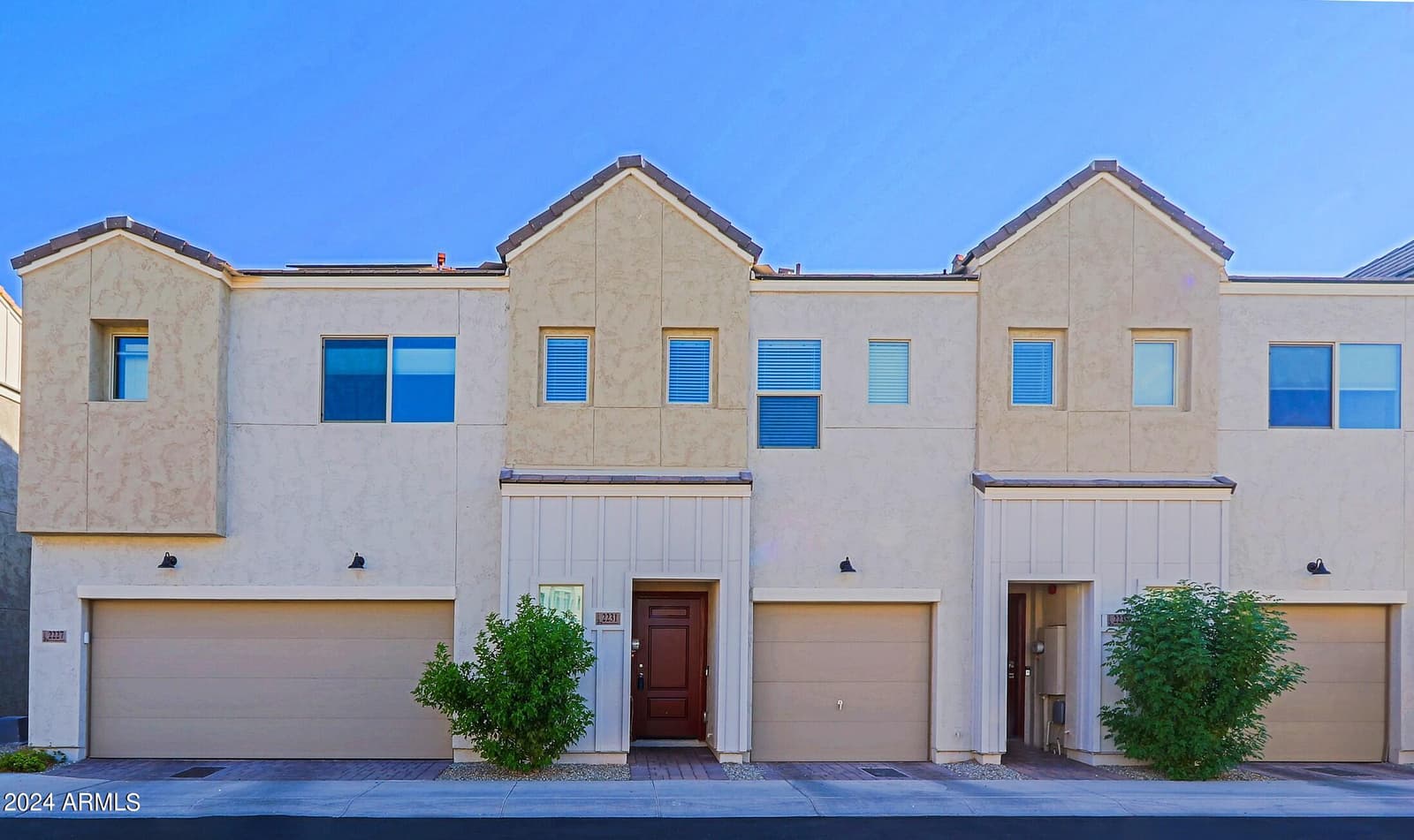 2231 W Laurie Lane, Phoenix, AZ 85021 — photo 1 of 29