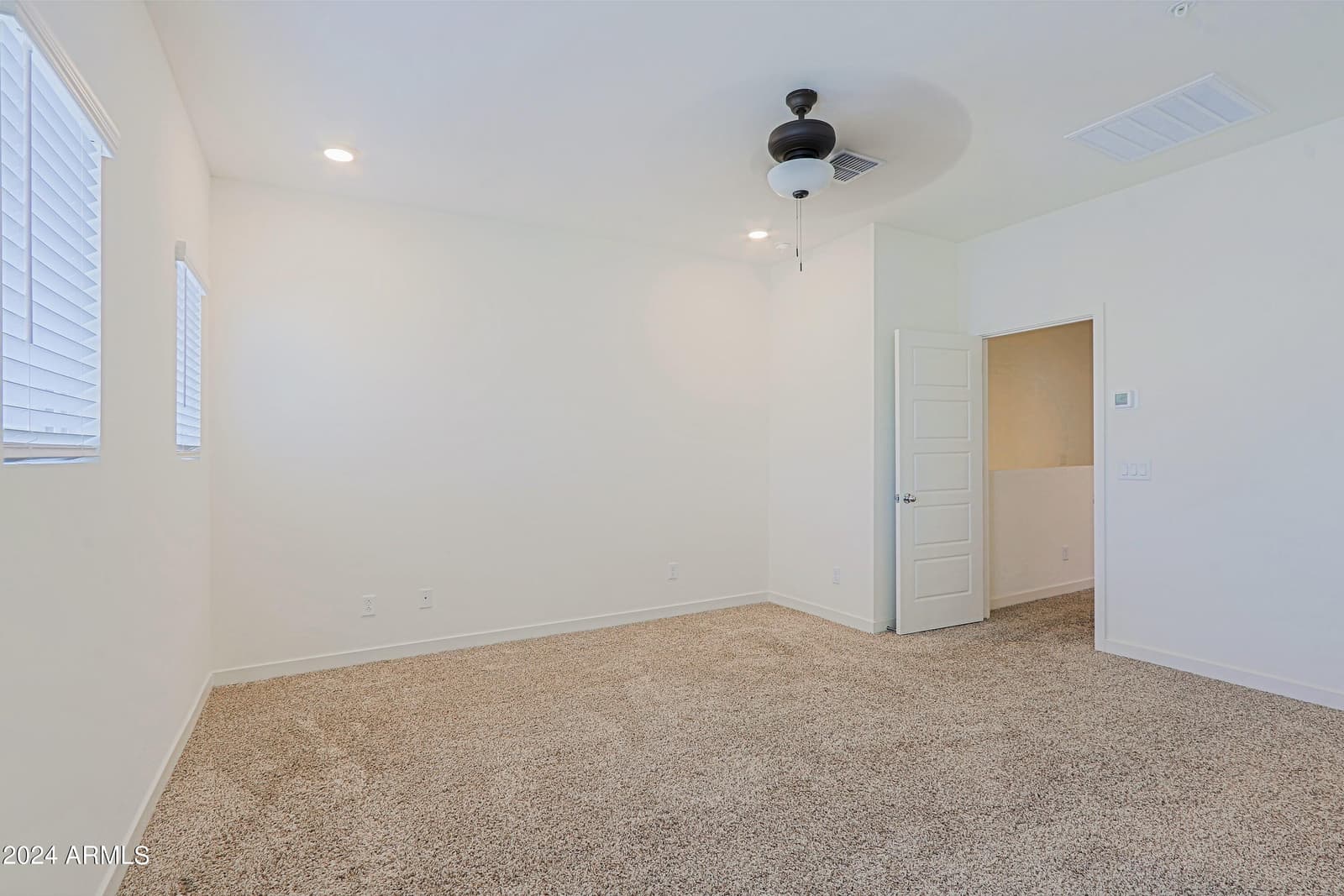 2231 W Laurie Lane, Phoenix, AZ 85021 — photo 14 of 29