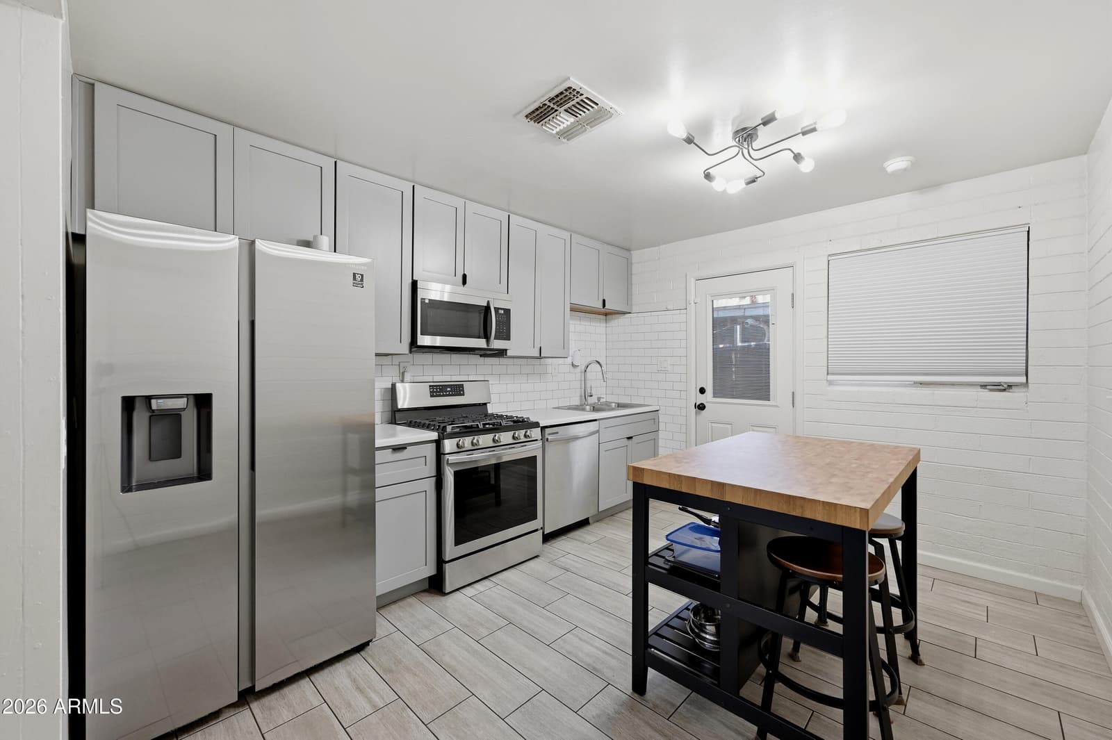 1033 N 25th Street, Phoenix, AZ 85008 — photo 1 of 25