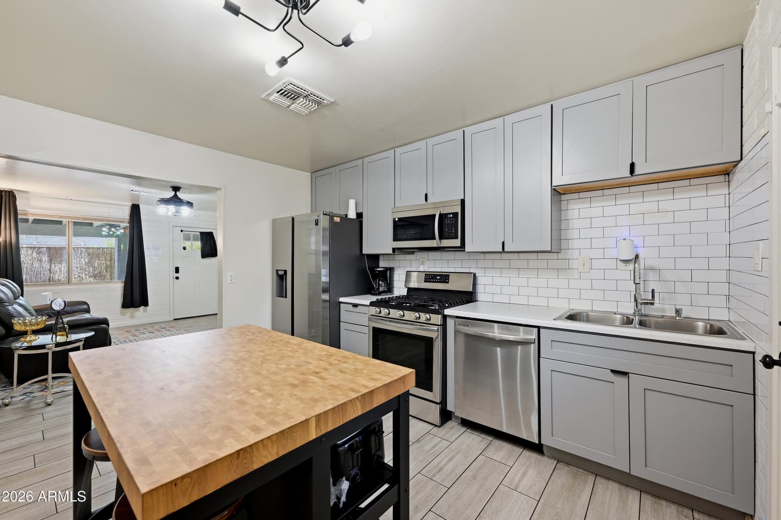 1033 N 25th Street, Phoenix, AZ 85008 — photo 8 of 25