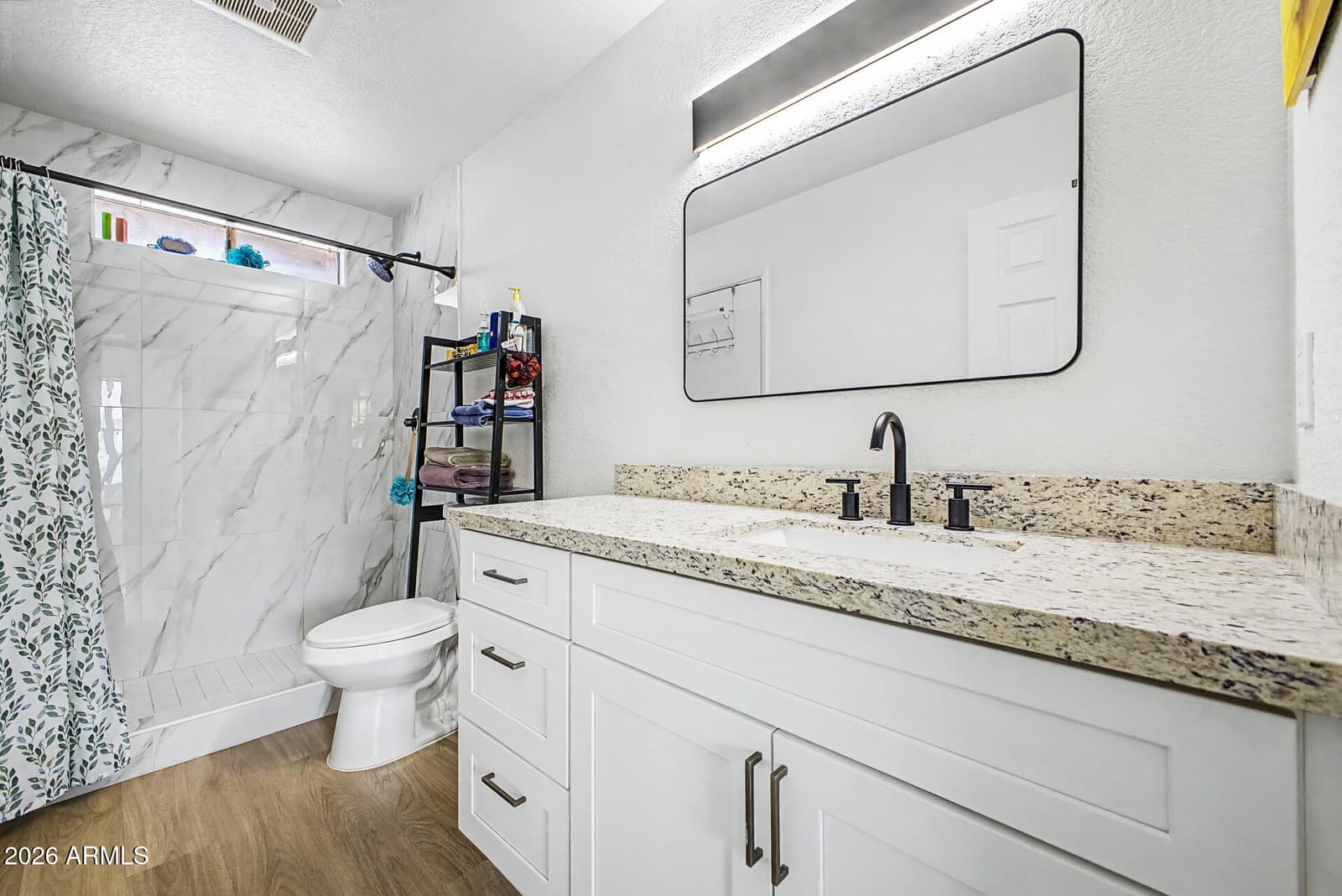 18240 N 32nd Lane, Phoenix, AZ 85053 — photo 4 of 25
