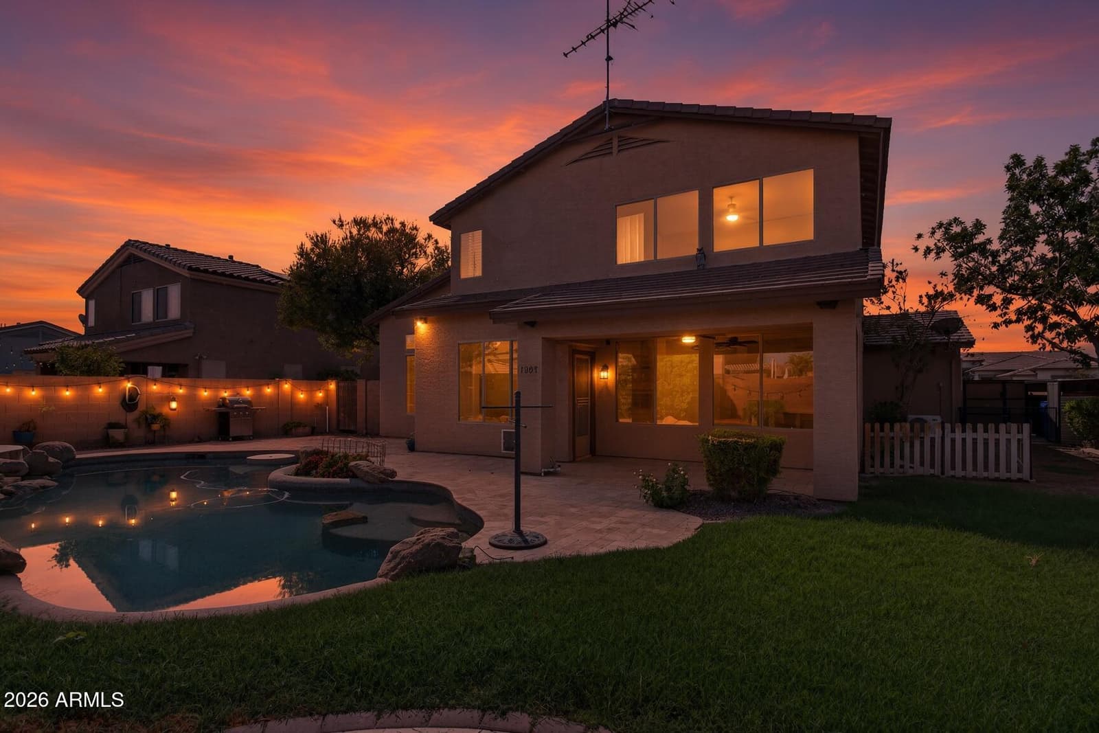 3316 E Maplewood Street, Gilbert, AZ 85297 — photo 2 of 61