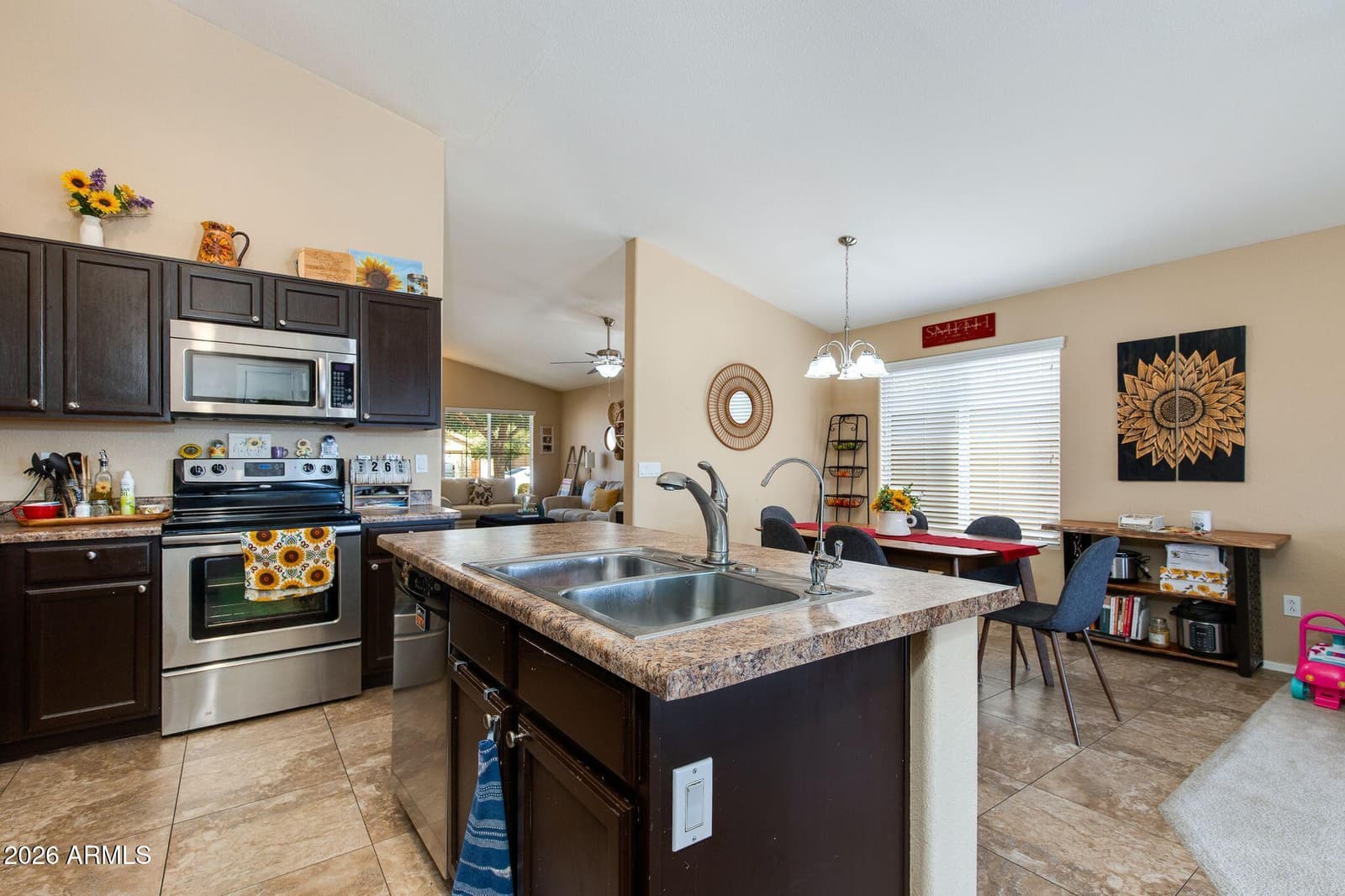 15534 N 136th Lane, Surprise, AZ 85374 — photo 15 of 46