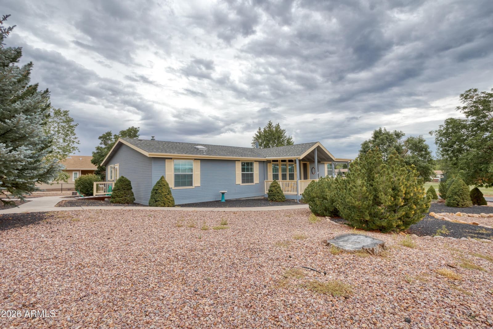 7054 Stagecoach Pass, Show Low, AZ 85901 — photo 2 of 38