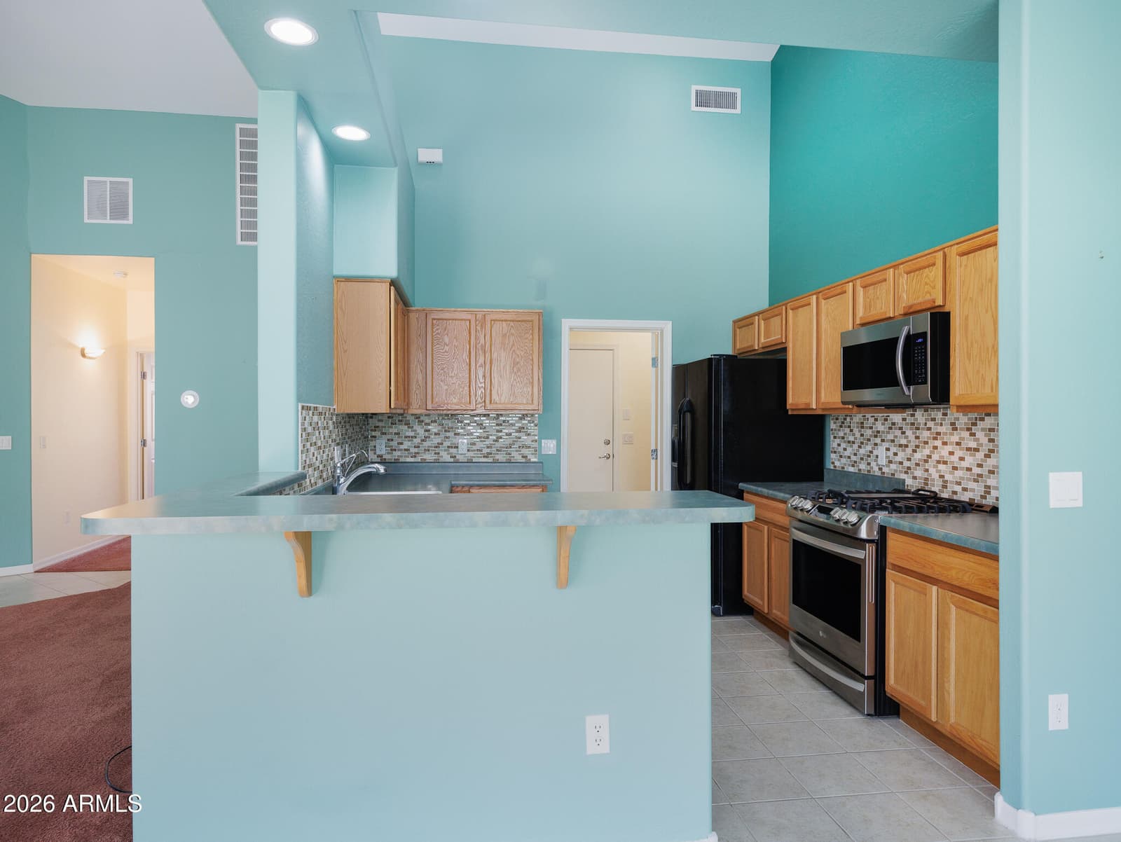 1557 E Manor Drive, Casa Grande, AZ 85122 — photo 11 of 35