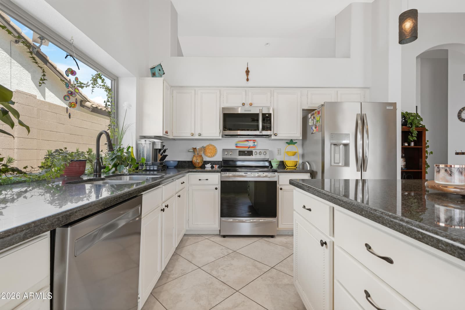 15428 S 15th Avenue, Phoenix, AZ 85045 — photo 8 of 40