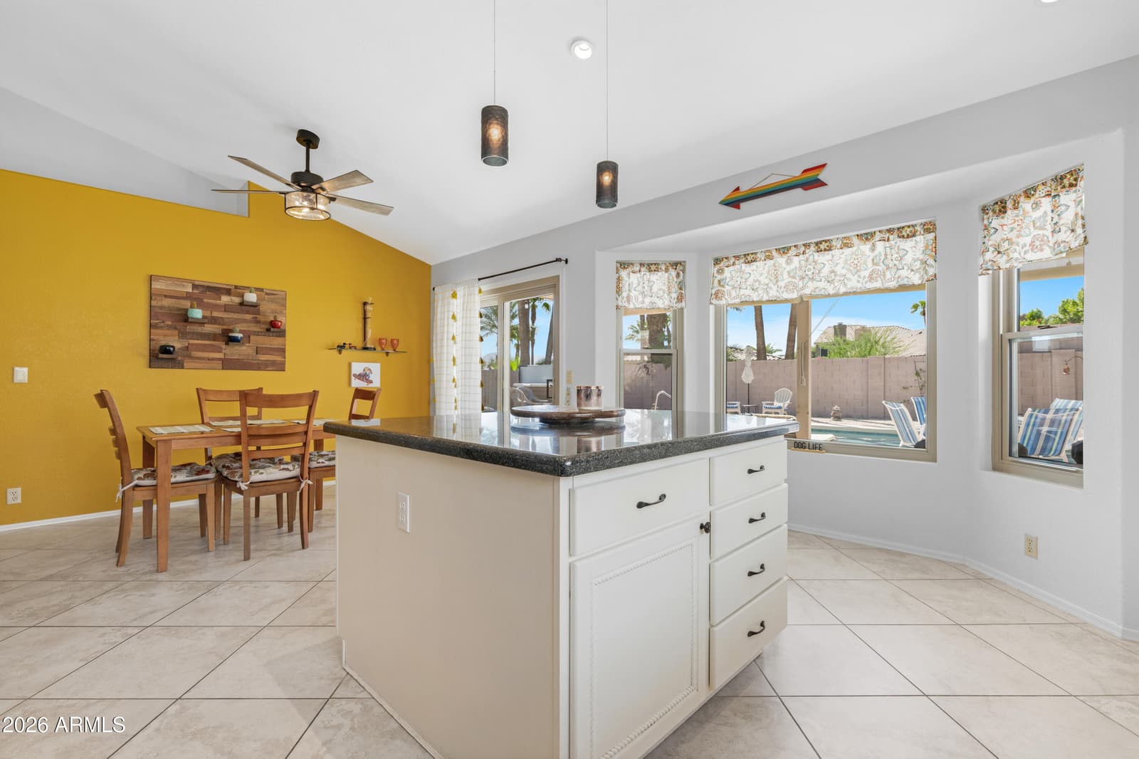 15428 S 15th Avenue, Phoenix, AZ 85045 — photo 9 of 40