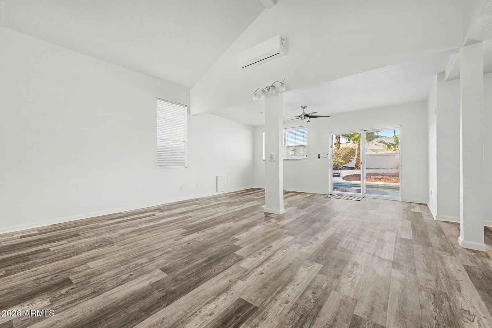 4064 E Woodland Drive, Phoenix, AZ 85048 — photo 11 of 52