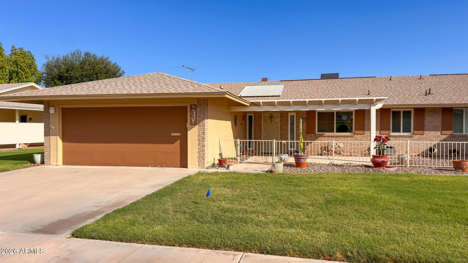 10413 W Prairie Hills Circle, Sun City, AZ 85351 — photo 2 of 18