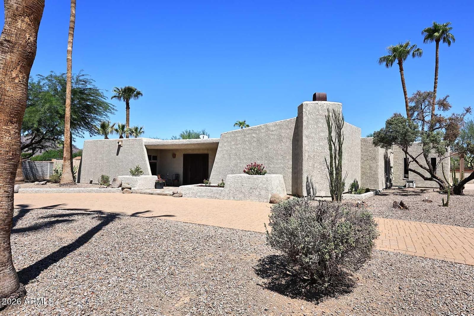 5018 W Creedance Boulevard, Glendale, AZ 85310 — photo 3 of 58