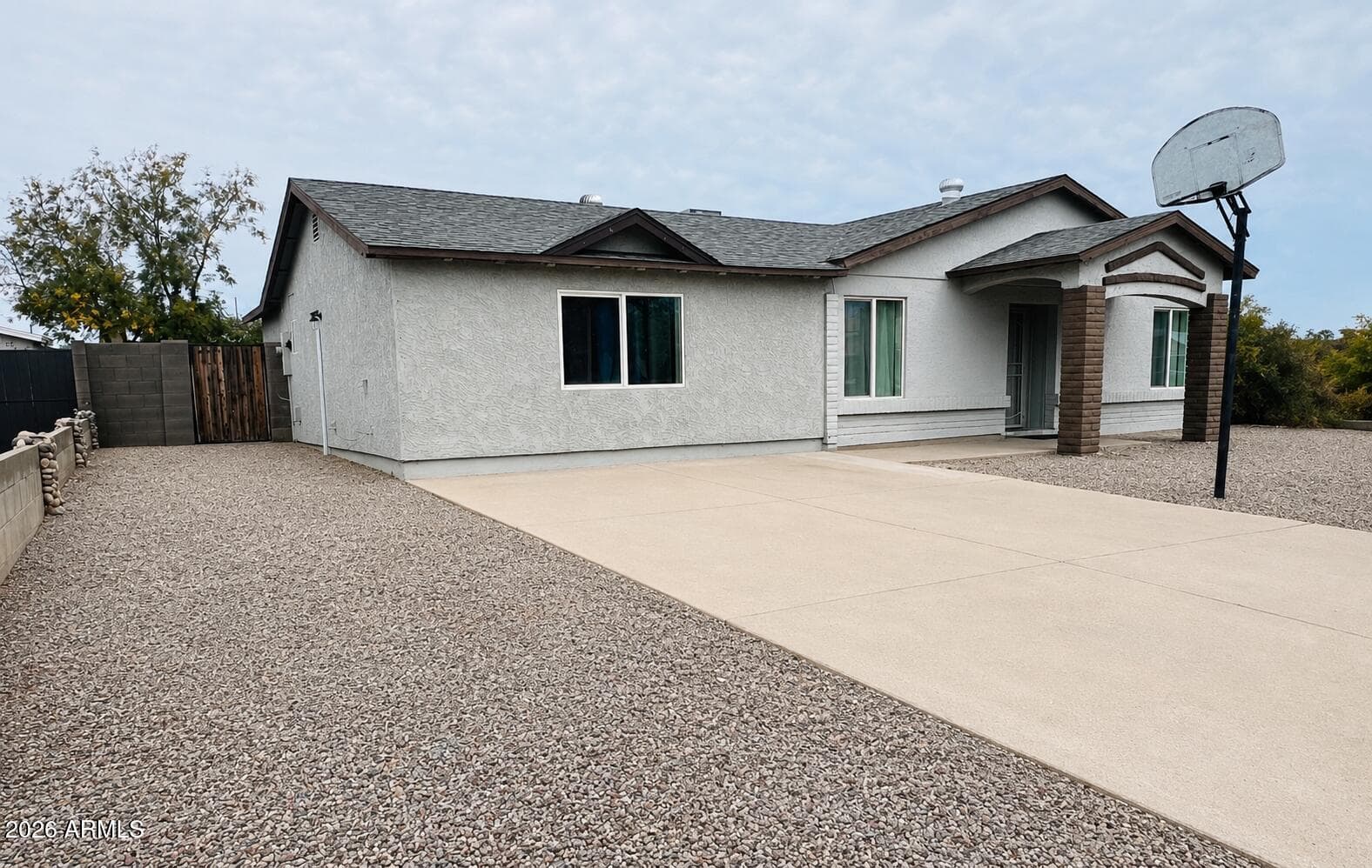 6930 W Lewis Avenue, Phoenix, AZ 85035 — photo 3 of 20