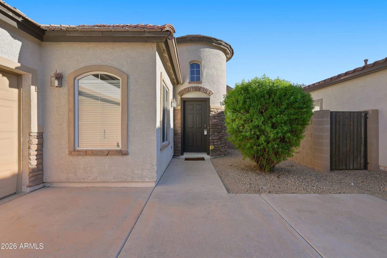14843 W Shaw Butte Drive, Surprise, AZ 85379 — photo 3 of 40