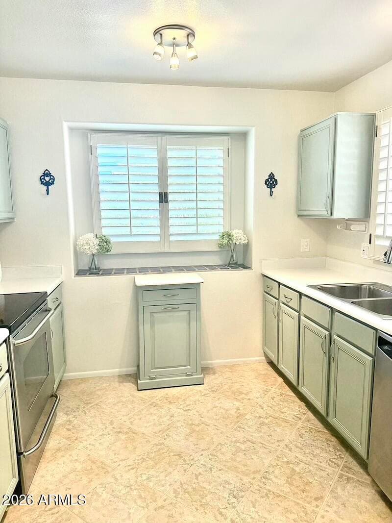 4333 E Hartford Avenue, Phoenix, AZ 85032 — photo 10 of 31