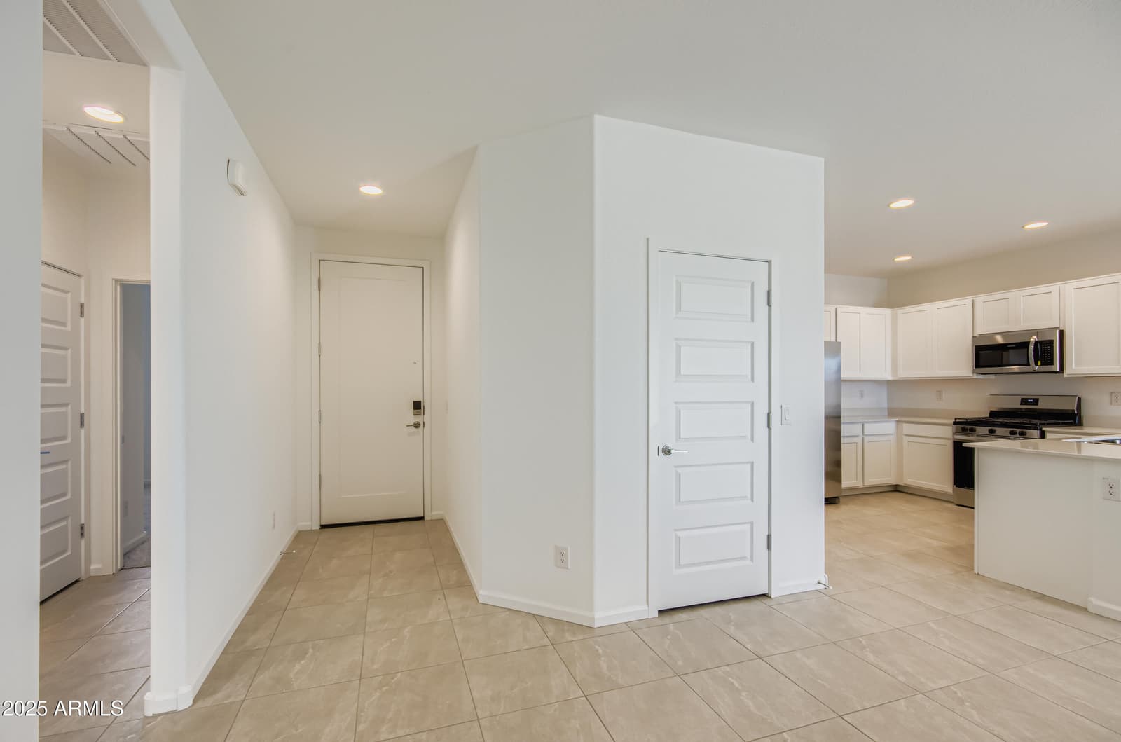 30291 W Wild Hazel Drive, Buckeye, AZ 85396 — photo 3 of 29