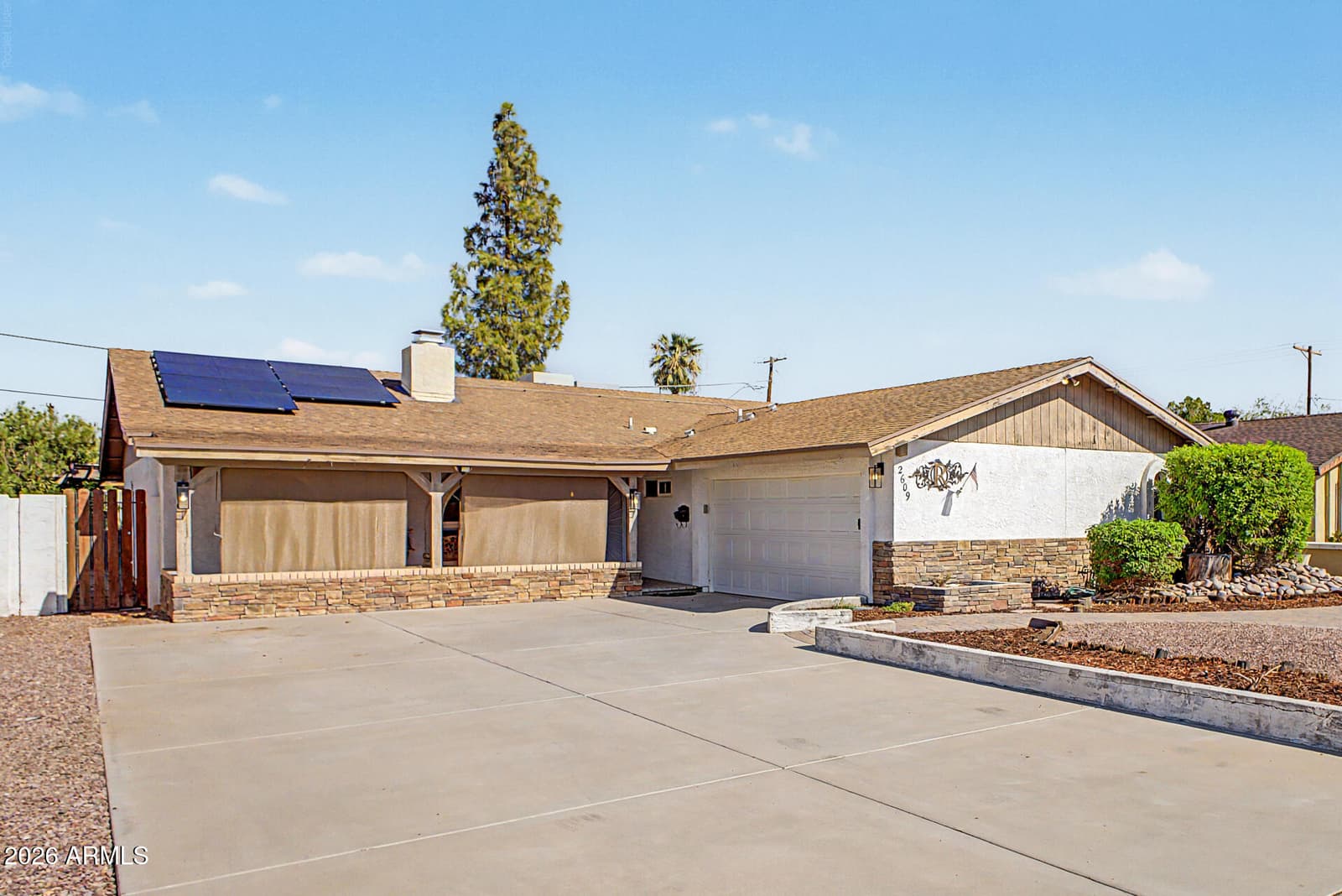 2609 N 49th Place, Phoenix, AZ 85008 — photo 4 of 33