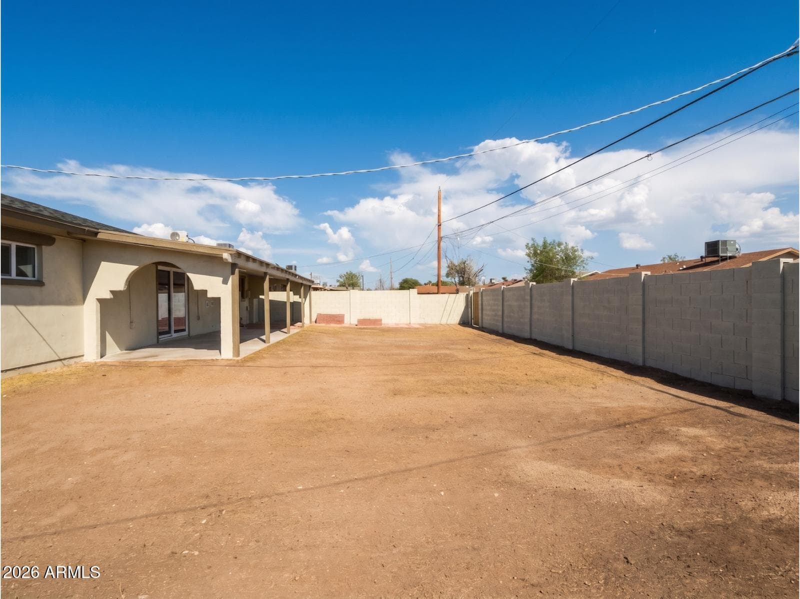 4147 W Echo Lane, Phoenix, AZ 85051 — photo 8 of 37