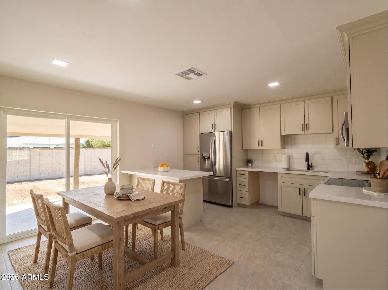 4147 W Echo Lane, Phoenix, AZ 85051 — photo 9 of 37