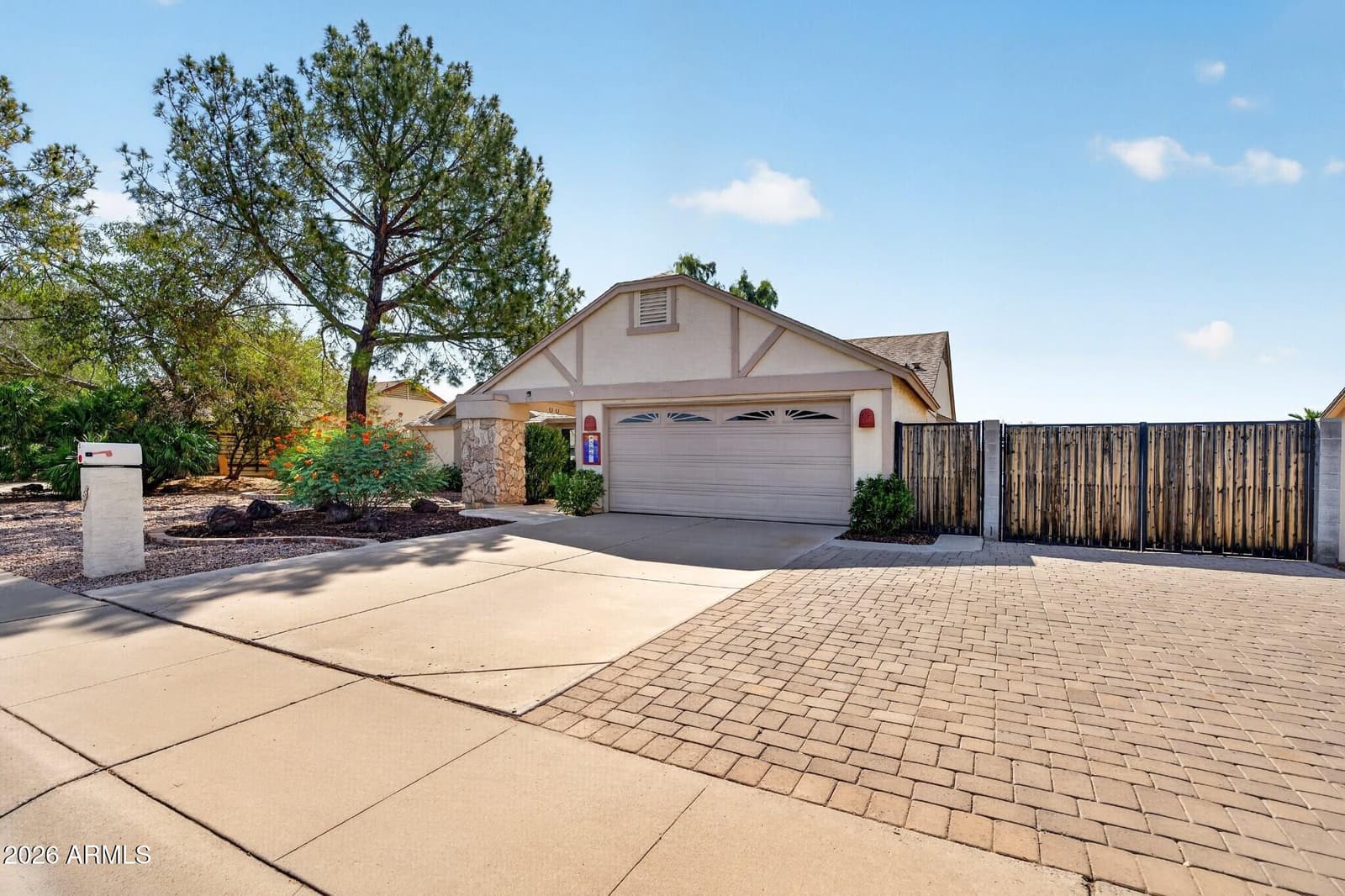 705 W Alamo Drive, Chandler, AZ 85225 — photo 3 of 36
