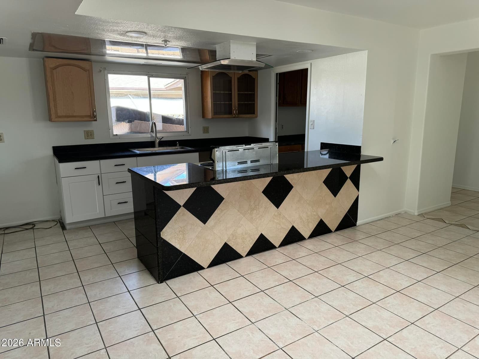 3437 W Acoma Drive, Phoenix, AZ 85053 — photo 3 of 16
