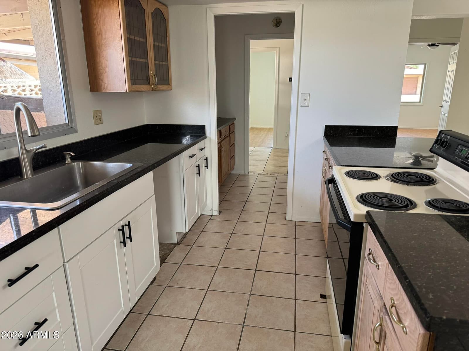 3437 W Acoma Drive, Phoenix, AZ 85053 — photo 4 of 16