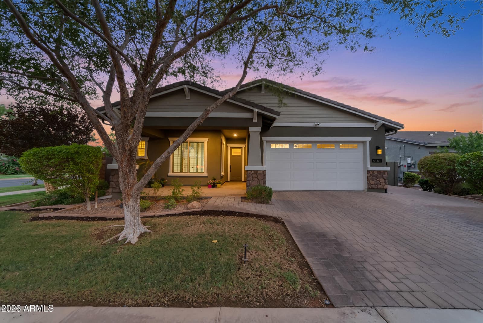 2879 E Appaloosa Road, Gilbert, AZ 85296 — photo 1 of 31