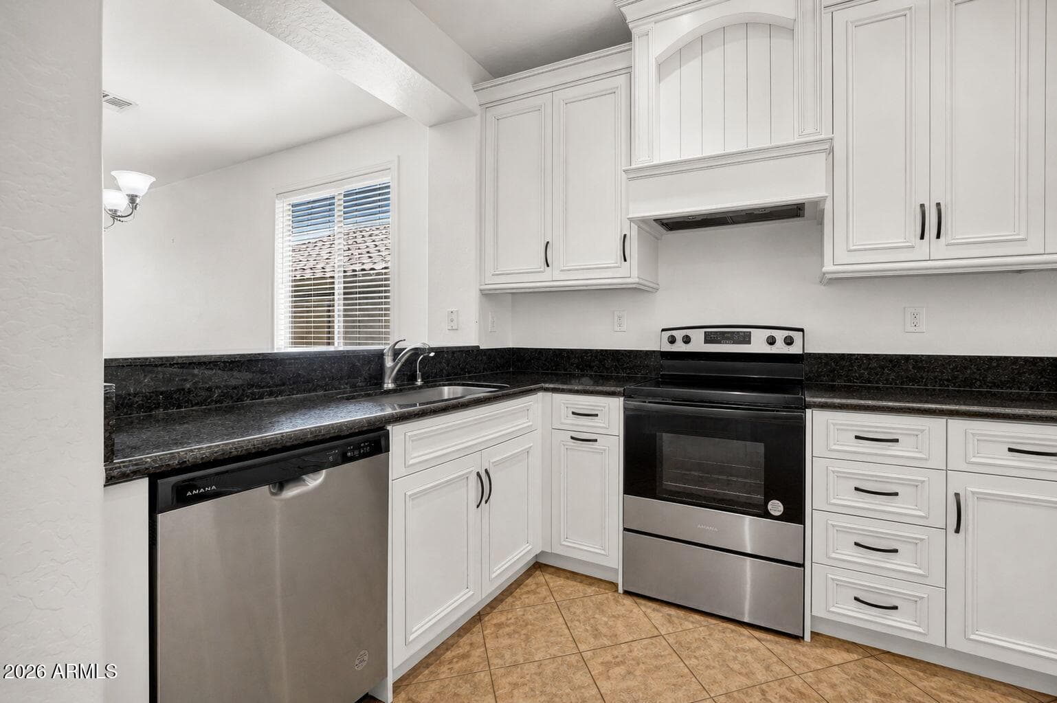 3819 W Links Drive, Phoenix, AZ 85086 — photo 4 of 20