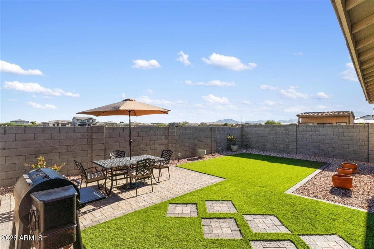 19145 W San Miguel Avenue, Litchfield Park, AZ 85340 — photo 4 of 24