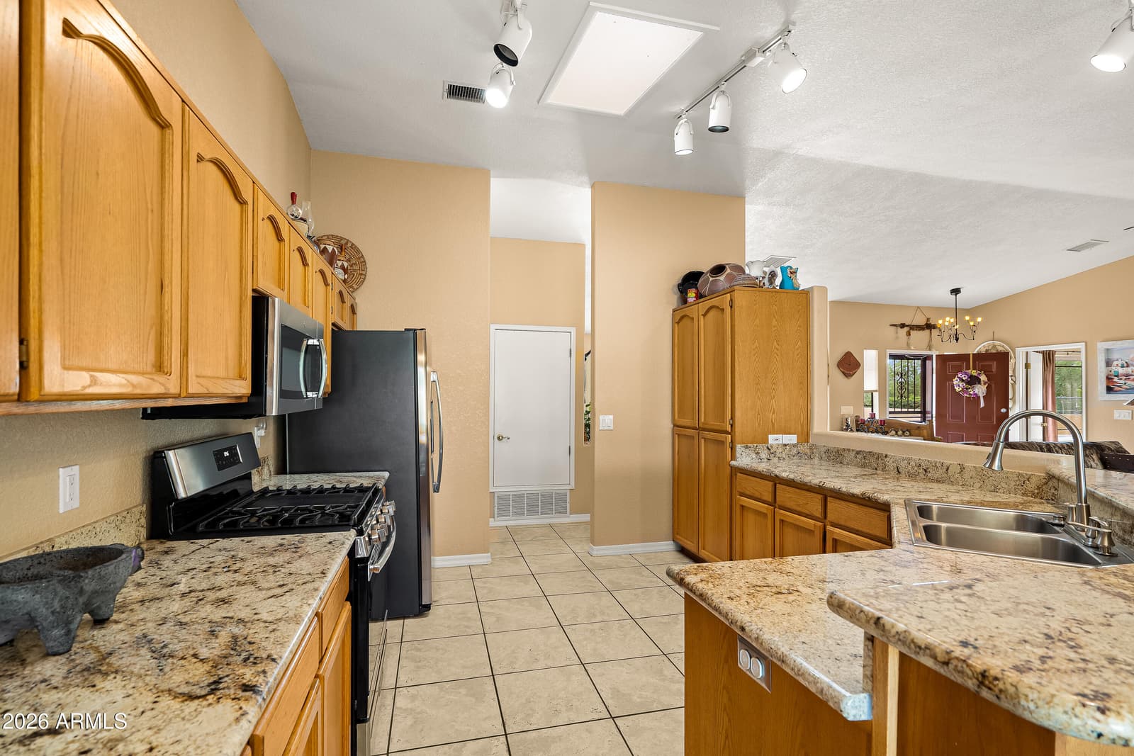 4538 S Pueblo Avenue, Sierra Vista, AZ 85650 — photo 10 of 50