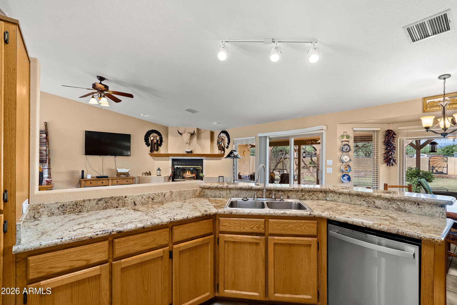 4538 S Pueblo Avenue, Sierra Vista, AZ 85650 — photo 12 of 50