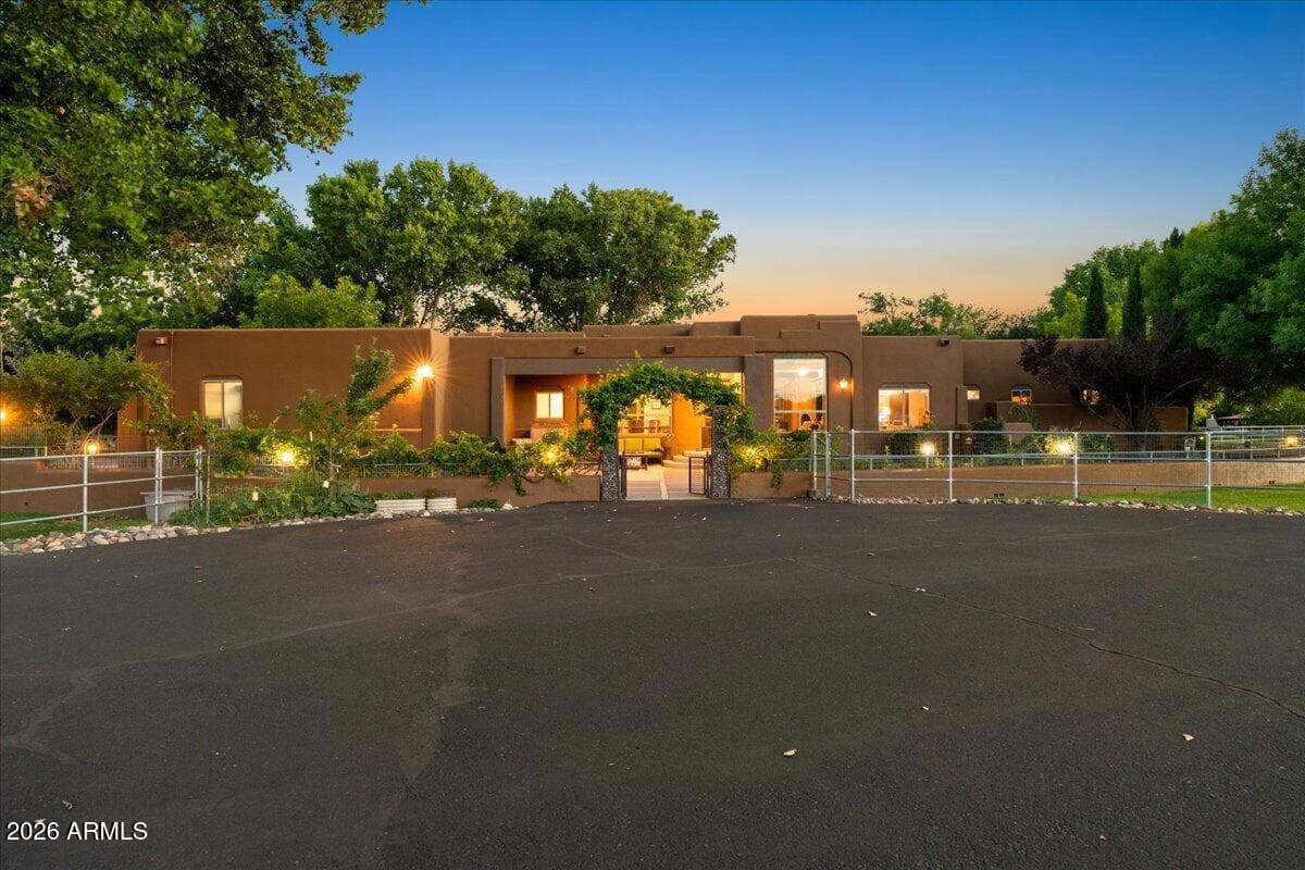 1450 S Maybelle Lane, Camp Verde, AZ 86322 — photo 1 of 65
