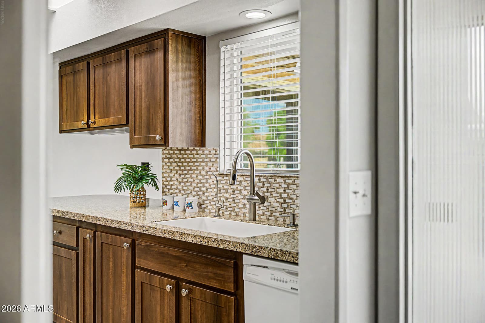 10311 W Kingswood Circle, Sun City, AZ 85351 — photo 4 of 49