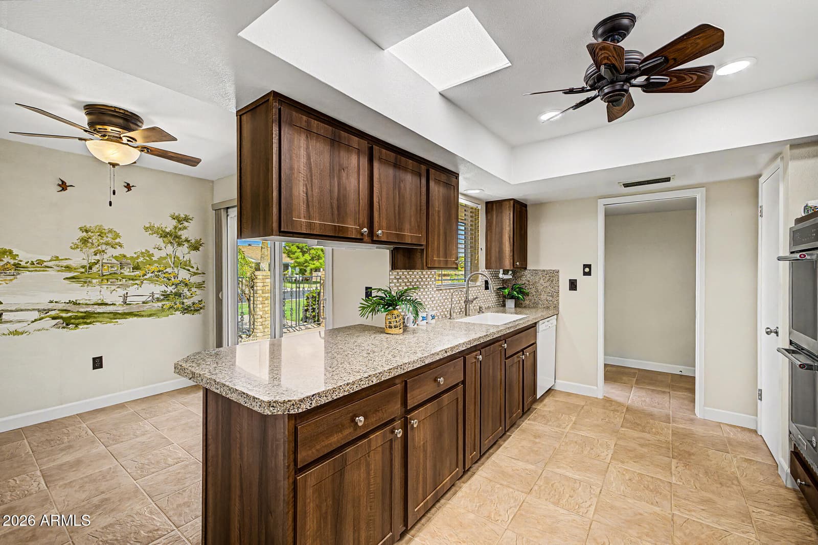 10311 W Kingswood Circle, Sun City, AZ 85351 — photo 12 of 49