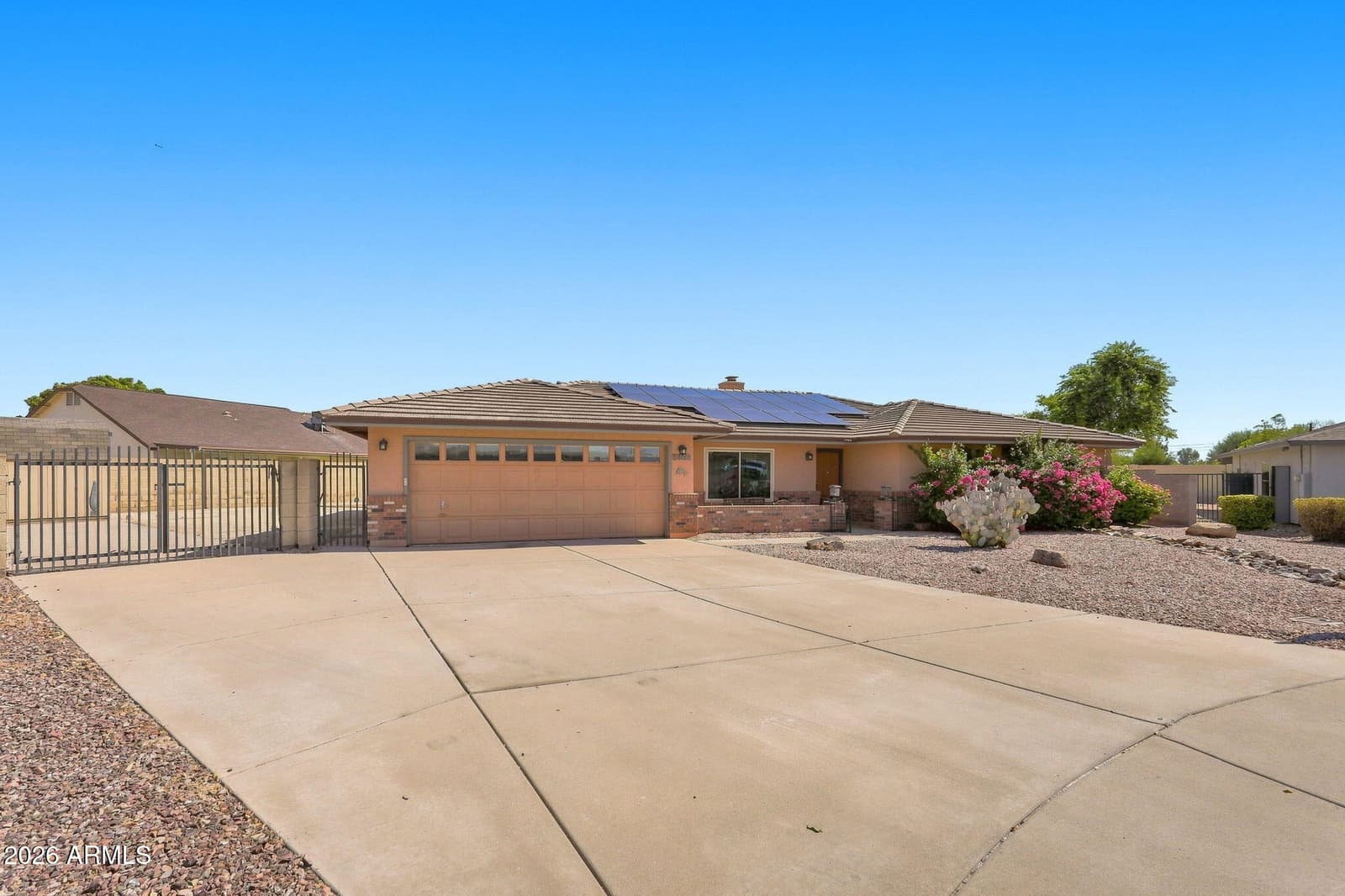 5362 E Dolphin Avenue, Mesa, AZ 85206 — photo 4 of 50
