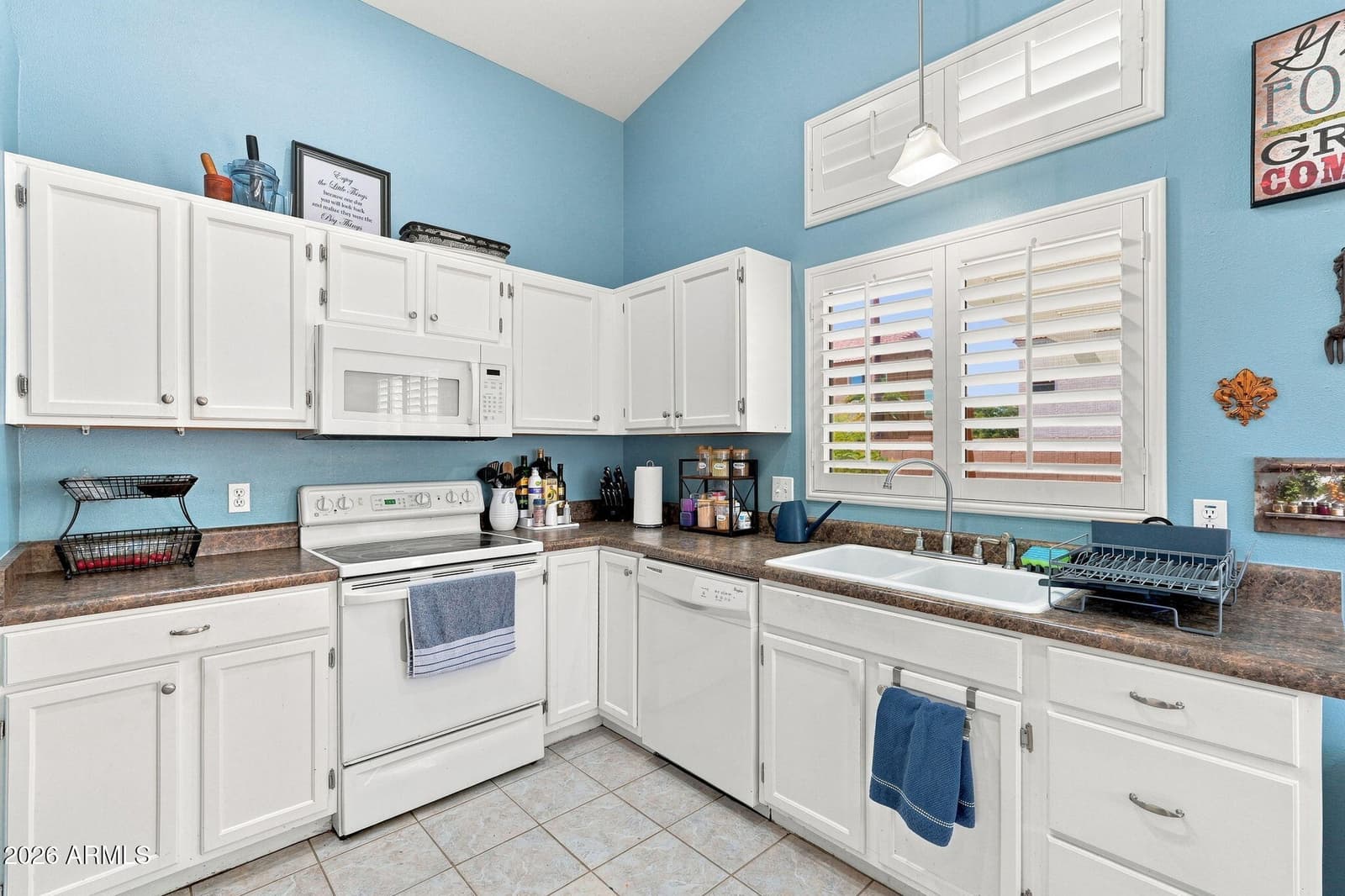 618 S Banning, Mesa, AZ 85206 — photo 9 of 34