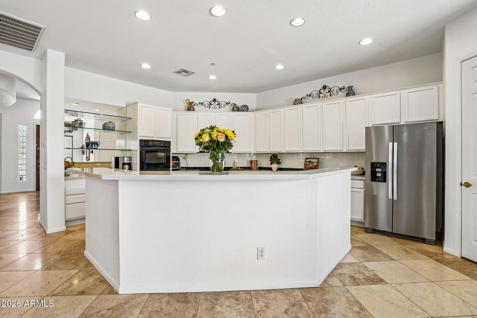 3969 E Navigator Lane, Phoenix, AZ 85050 — photo 8 of 40