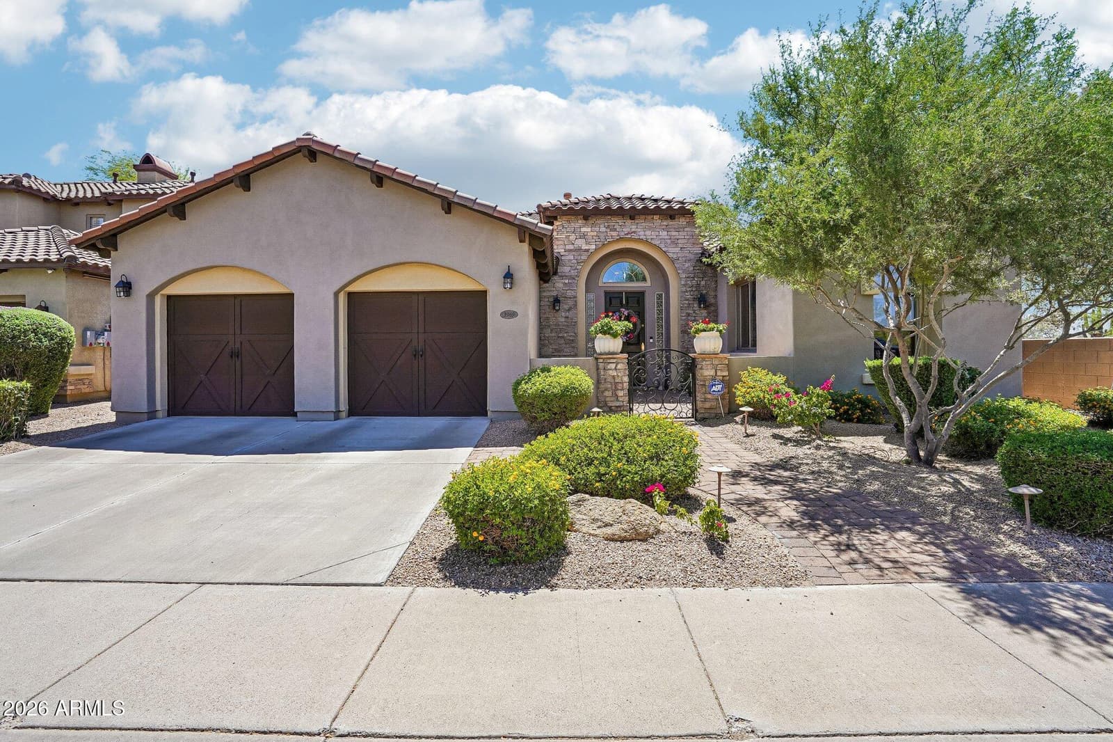 3969 E Navigator Lane, Phoenix, AZ 85050 — photo 18 of 40