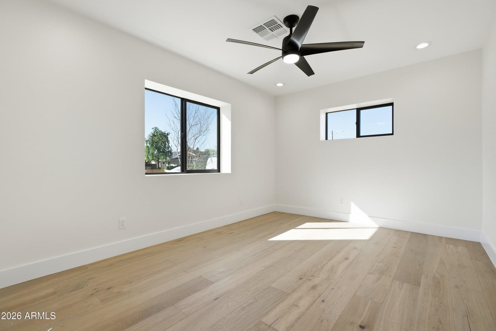 4348 E Mitchell Drive, Phoenix, AZ 85018 — photo 29 of 34