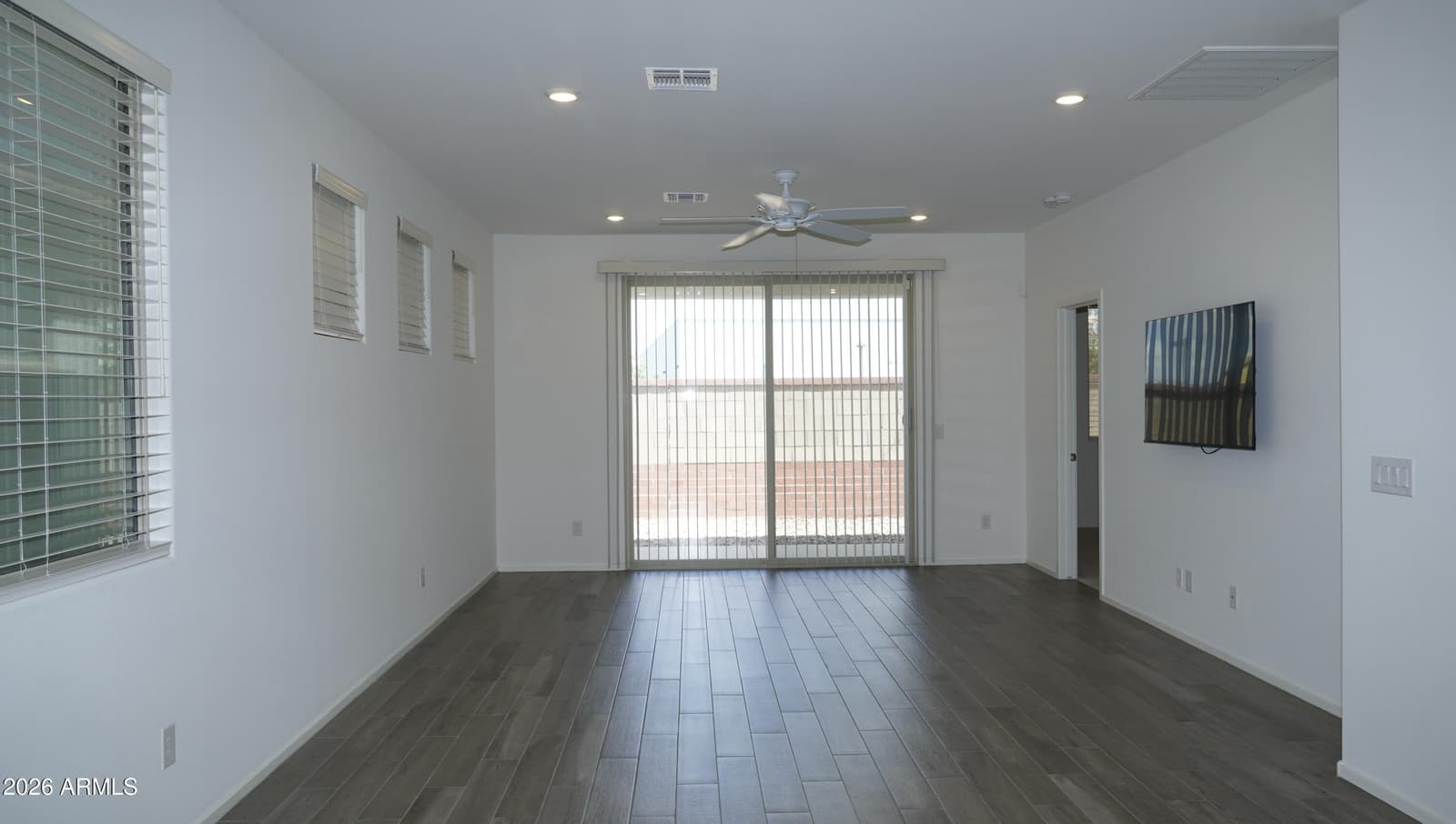 13099 N 146th Drive, Surprise, AZ 85379 — photo 6 of 40