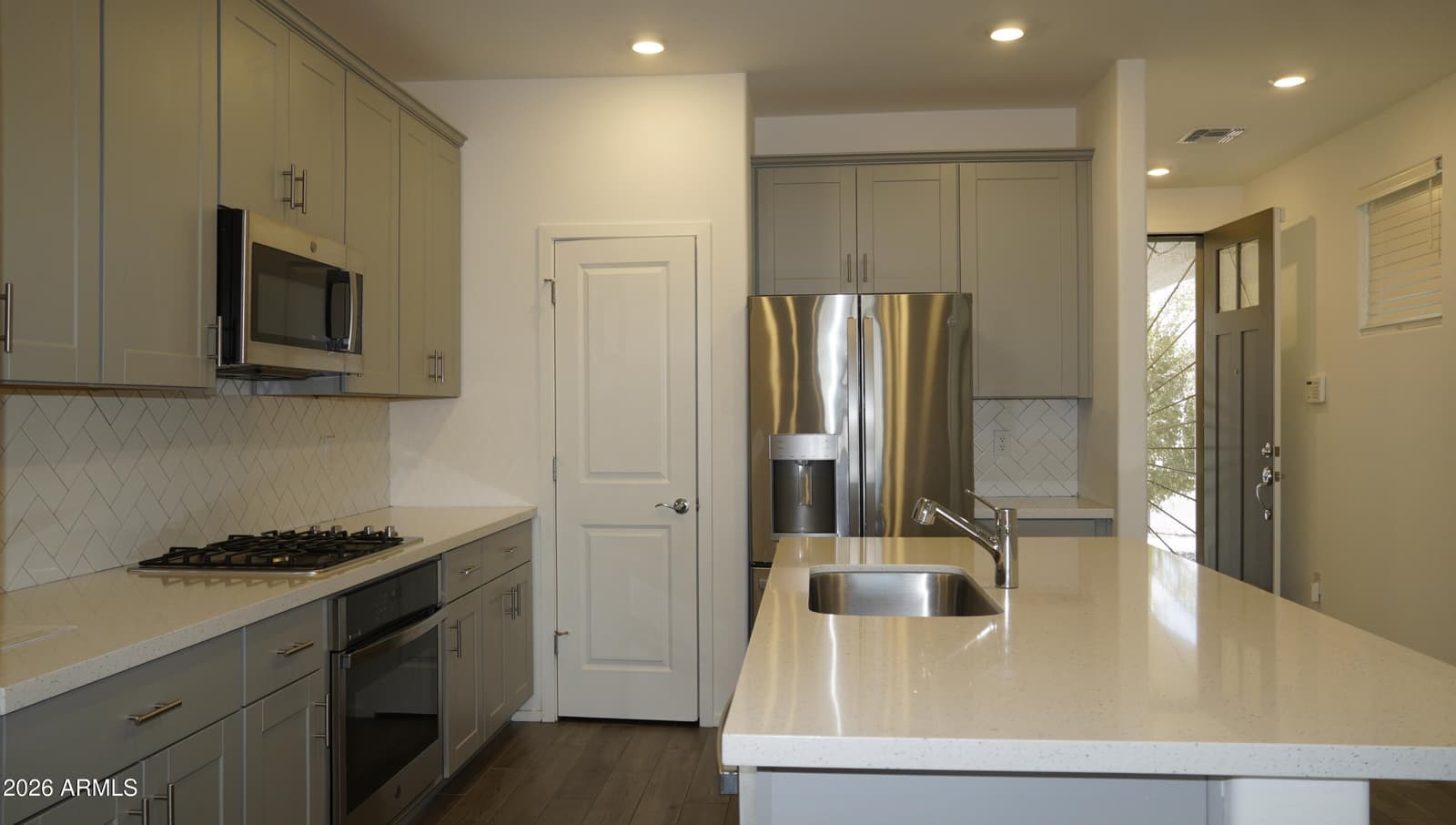 13099 N 146th Drive, Surprise, AZ 85379 — photo 7 of 40