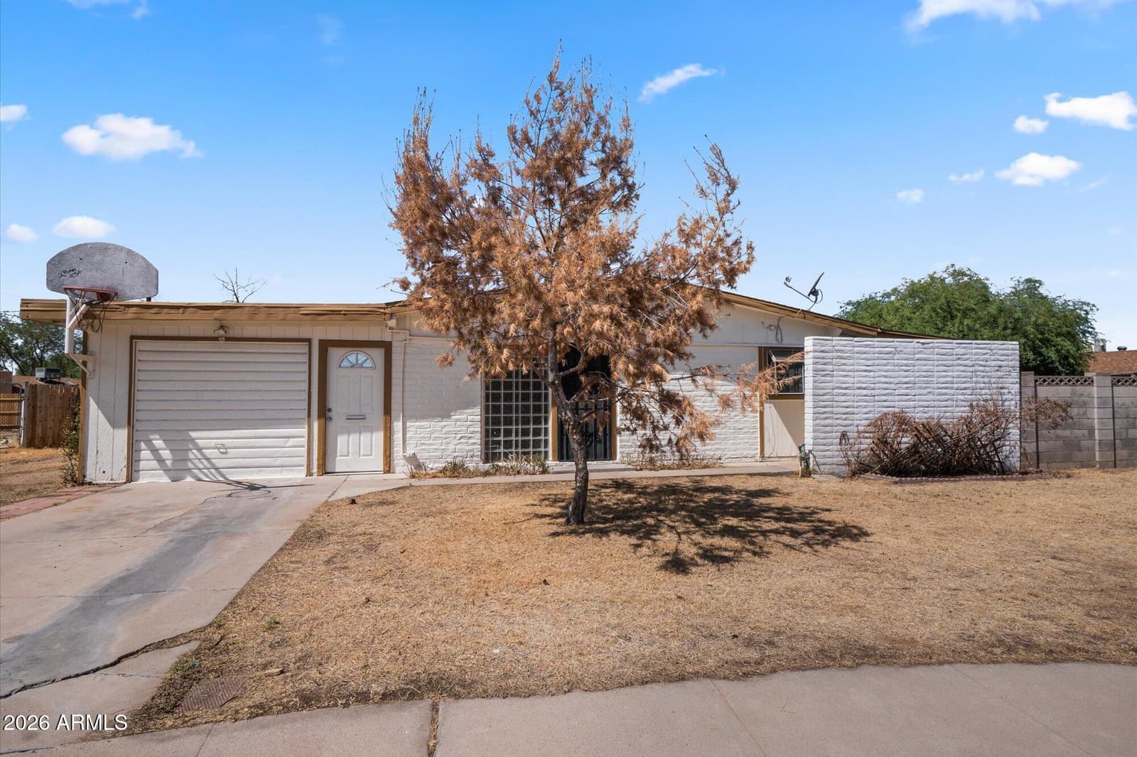 2925 W Mandalay Lane, Phoenix, AZ 85053