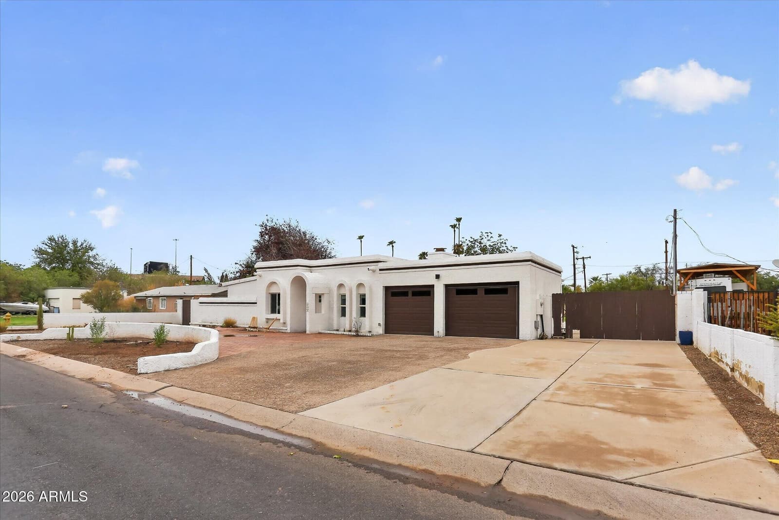 2334 W Augusta Avenue, Phoenix, AZ 85021 — photo 4 of 54